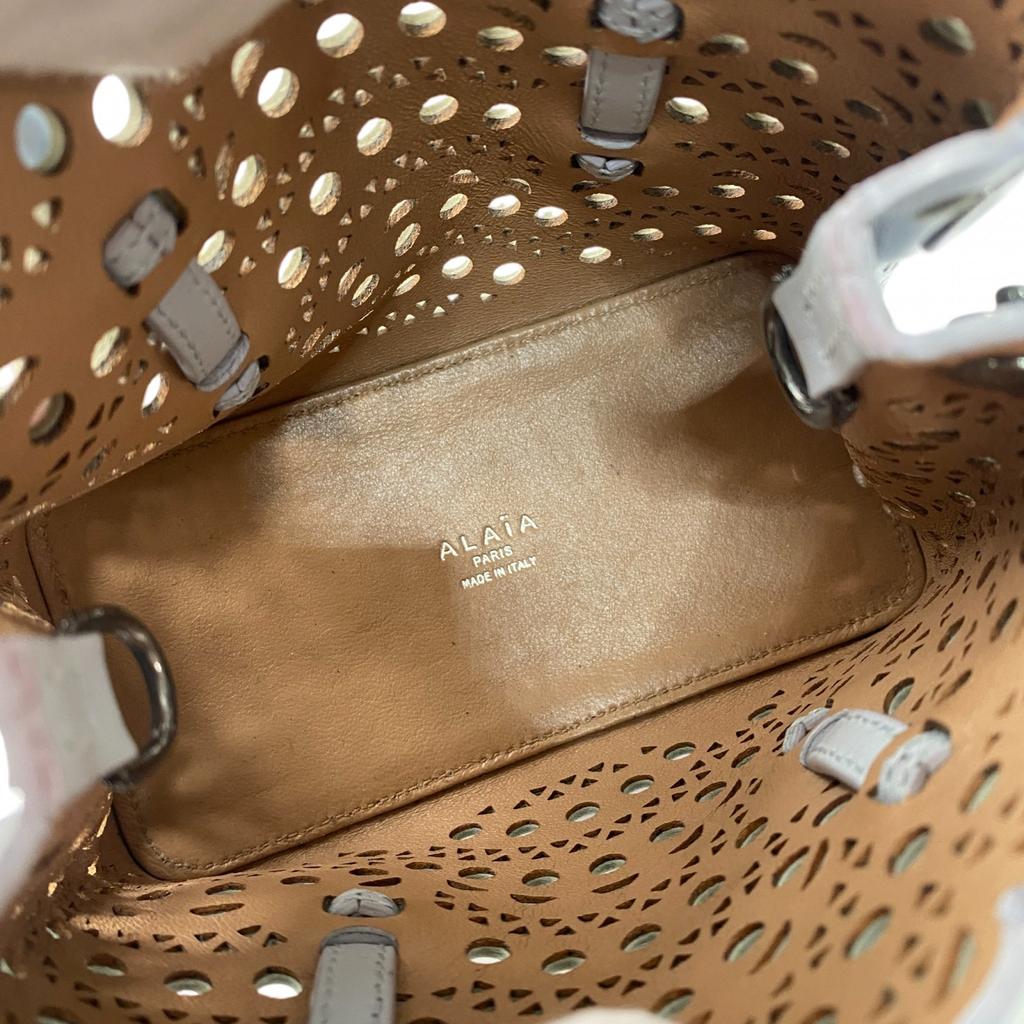 Used Shoulder Bag Gray Leather Women