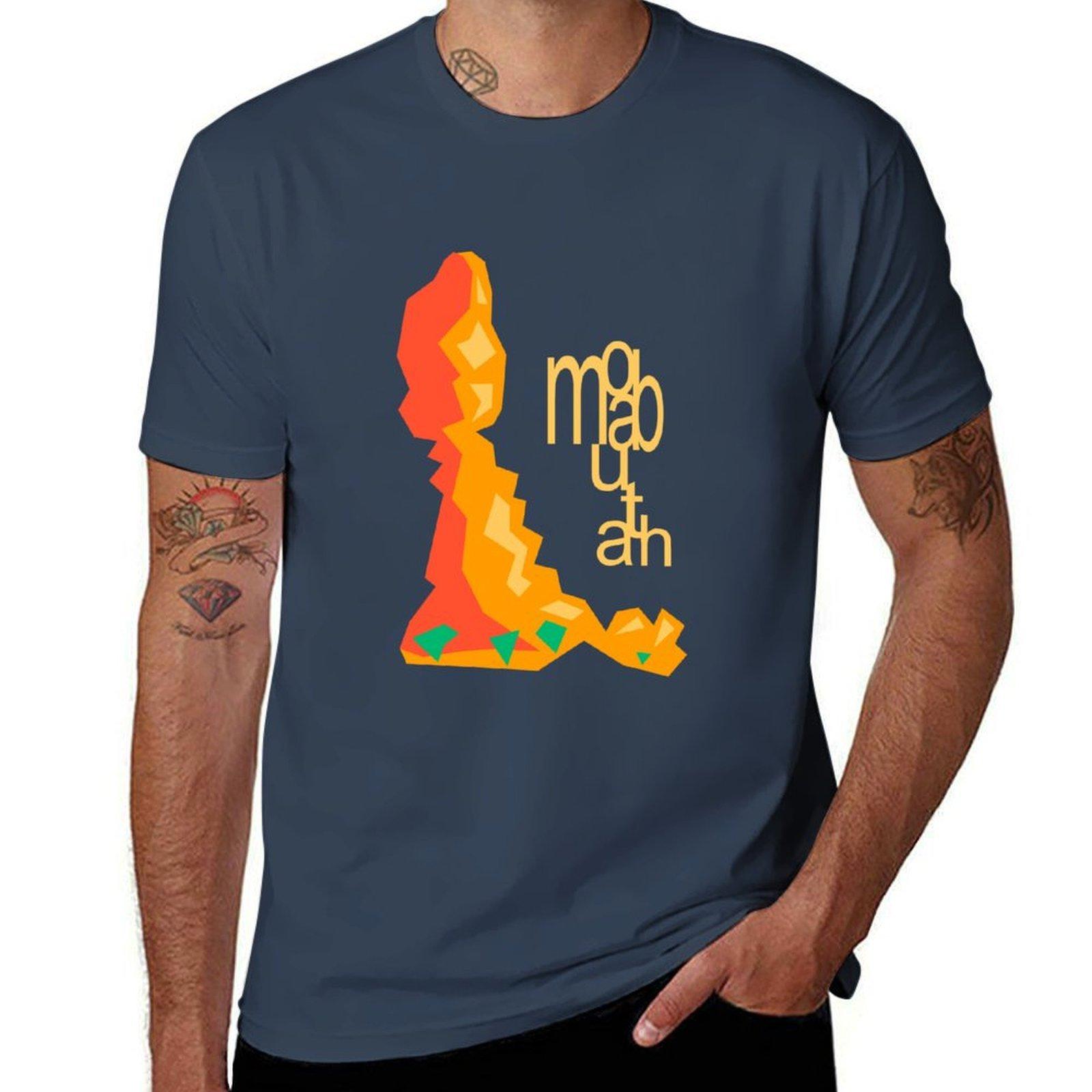 Balanced Rock Illustration Moab Utah Tshirt Holiday Outdoor Tshirt S