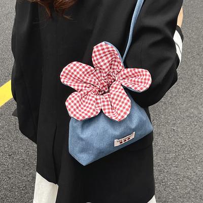 Casual Niche Bag Women's  New Fashion Versatile Messenger Bag Summer Popular Bucket Bag