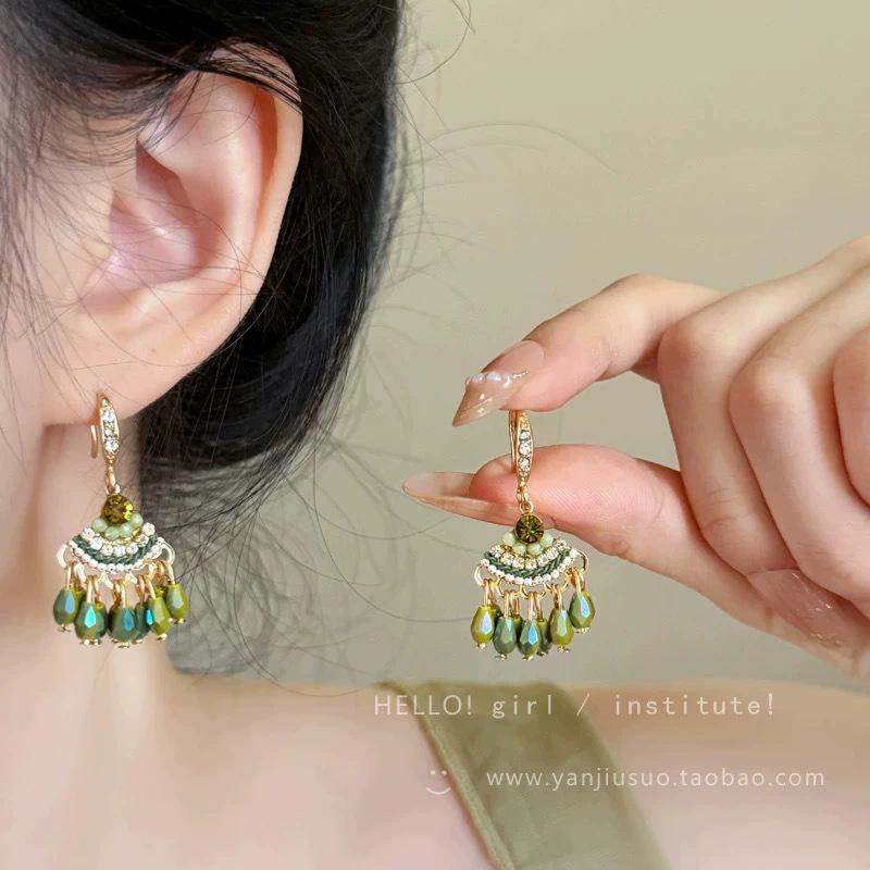 

2025 High-End Silver Flower Earrings - Spring & Summer Collection for Women