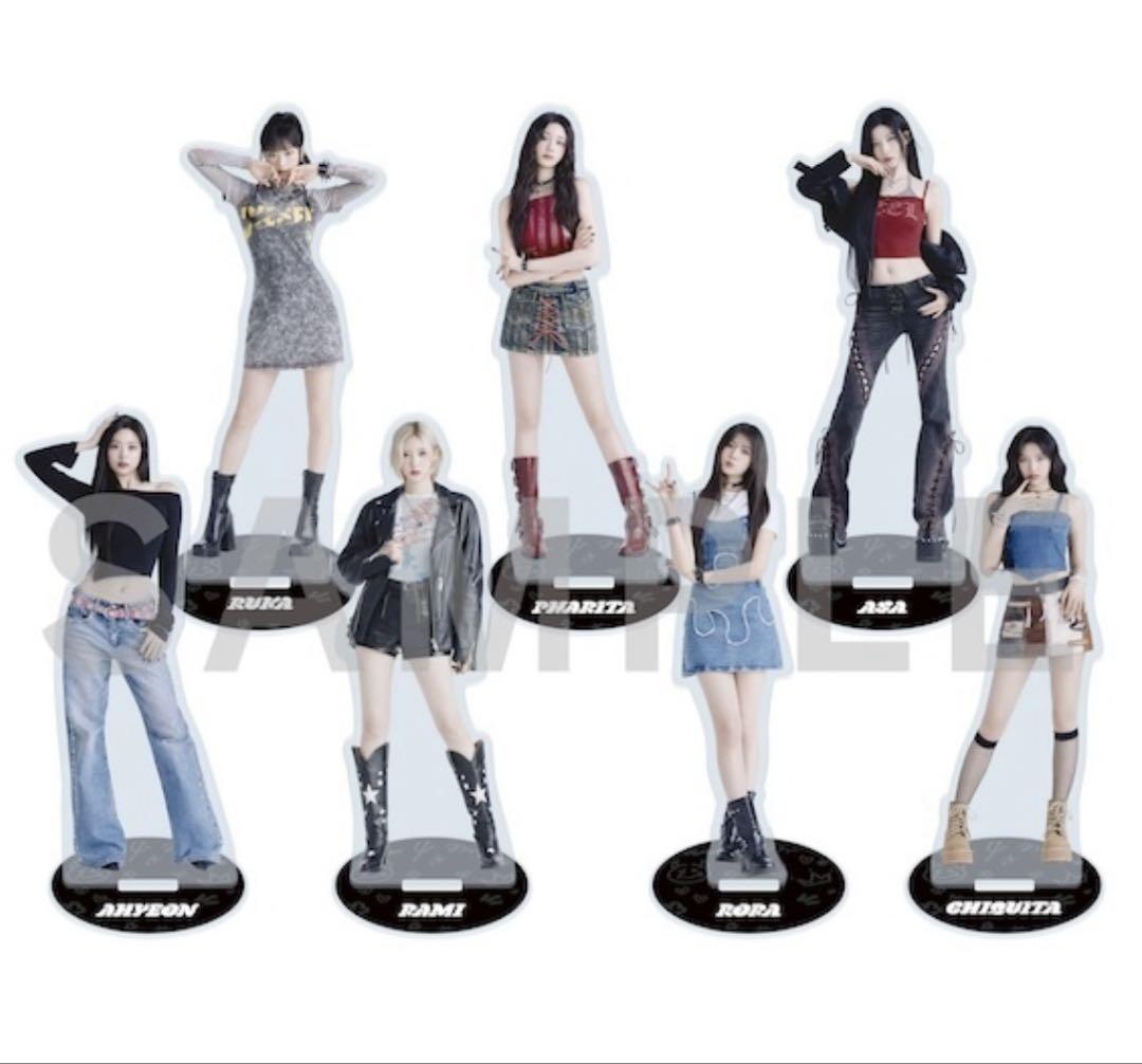 

[Б/У] Акриловая подставка BABYMONSTER