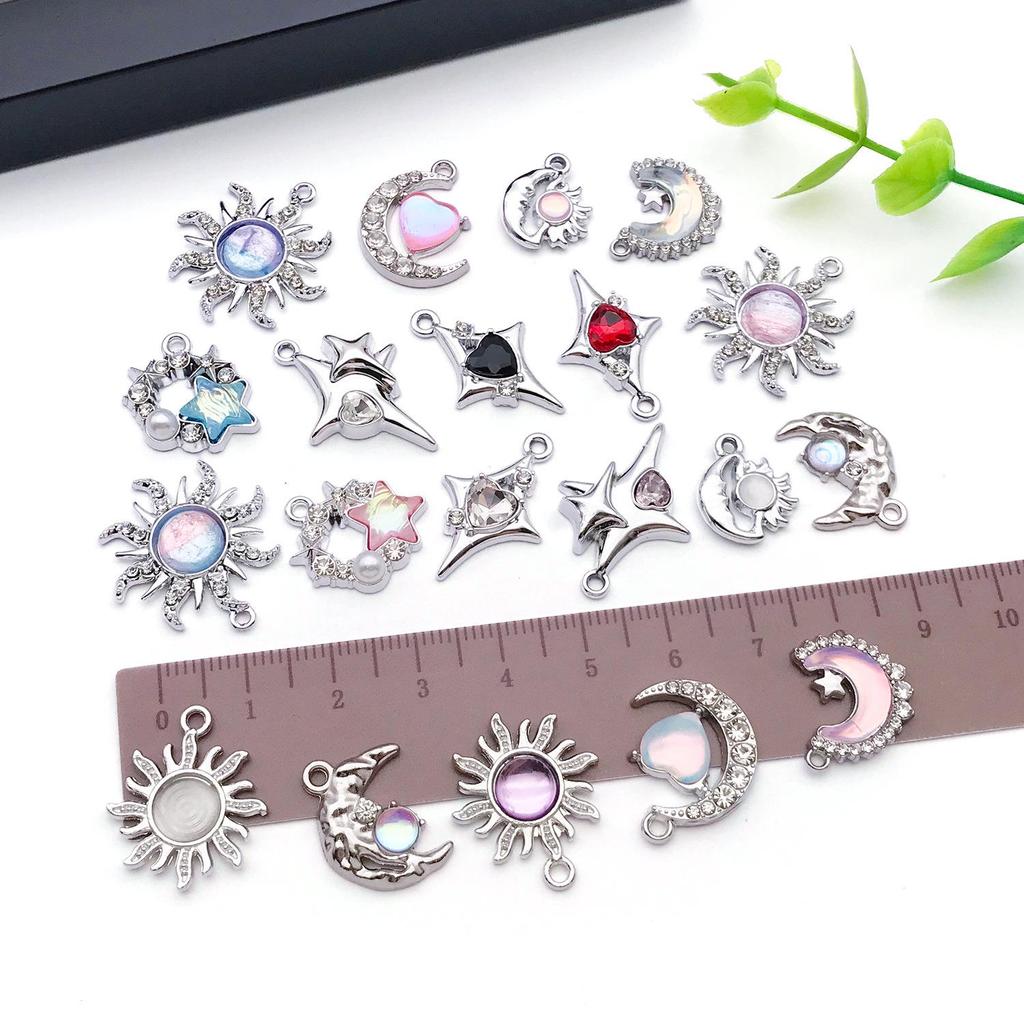 Star & Moon Alloy UV Resin Pendant: DIY Earring & Necklace Accessory