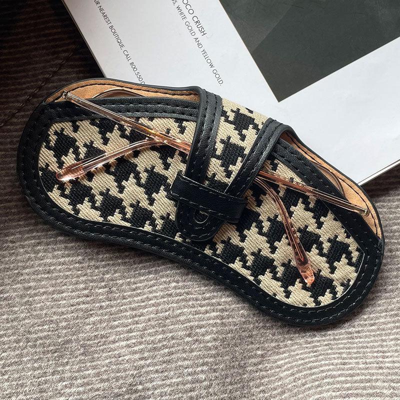 

Fashion Retro Houndstooth Pattern Eyewear Case Unisex Anti-loss Hasp Leather Eyeglass Cover Women Sunglasses Box Organizer Bag чёрный