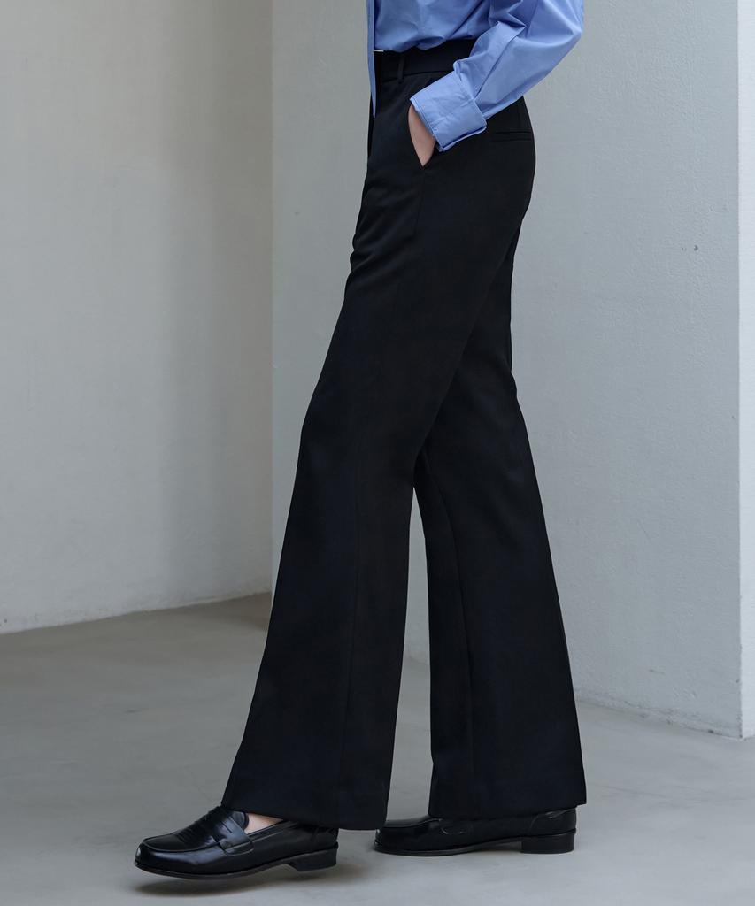 Deuloupisumeon Comfy Wool Slim Bootcut Slacks [Black]