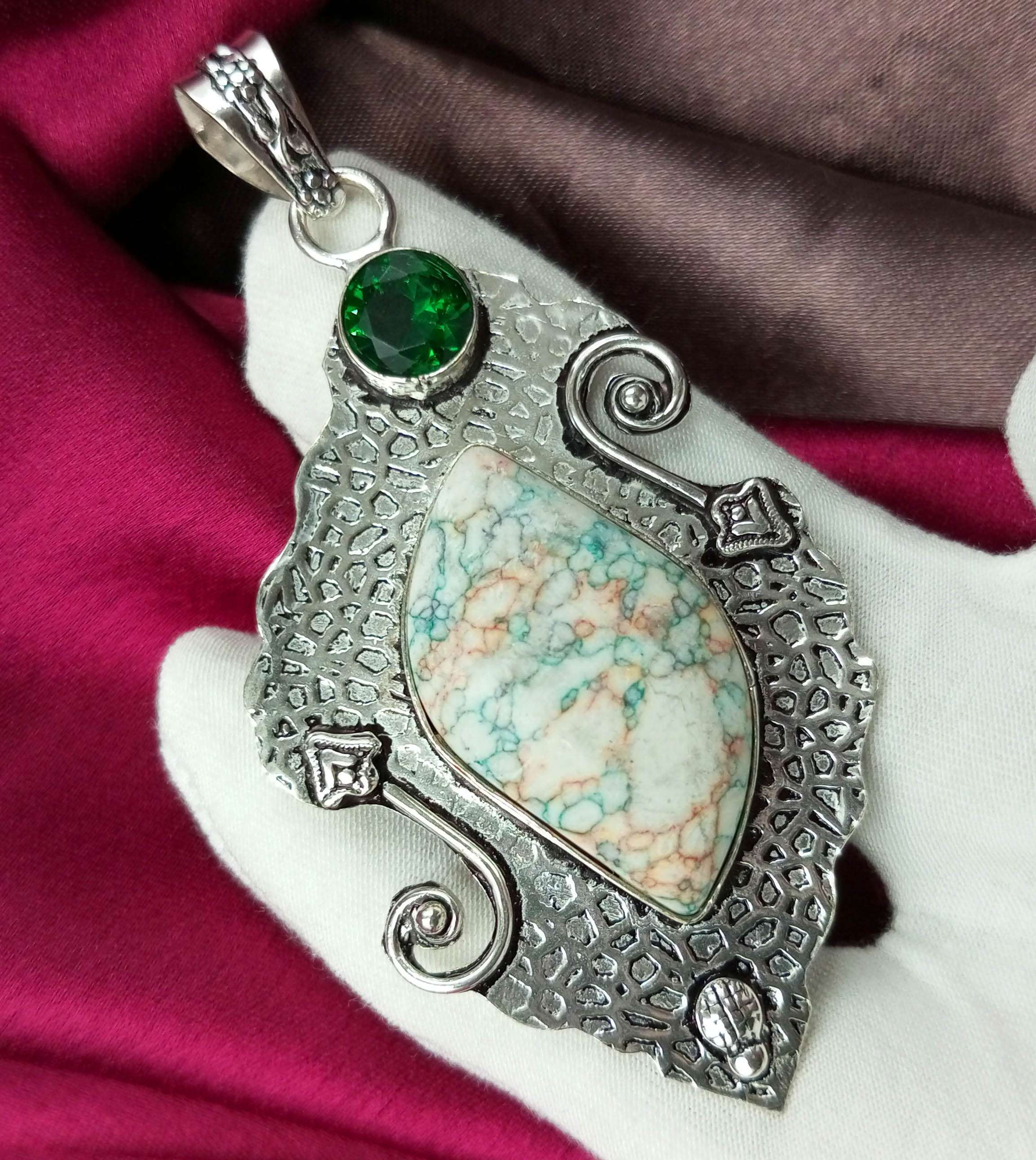 

Подвеска с бирюзовым драгоценным камнем 925 пробы с серебряным покрытием 2 дюйма примерно DEPE73