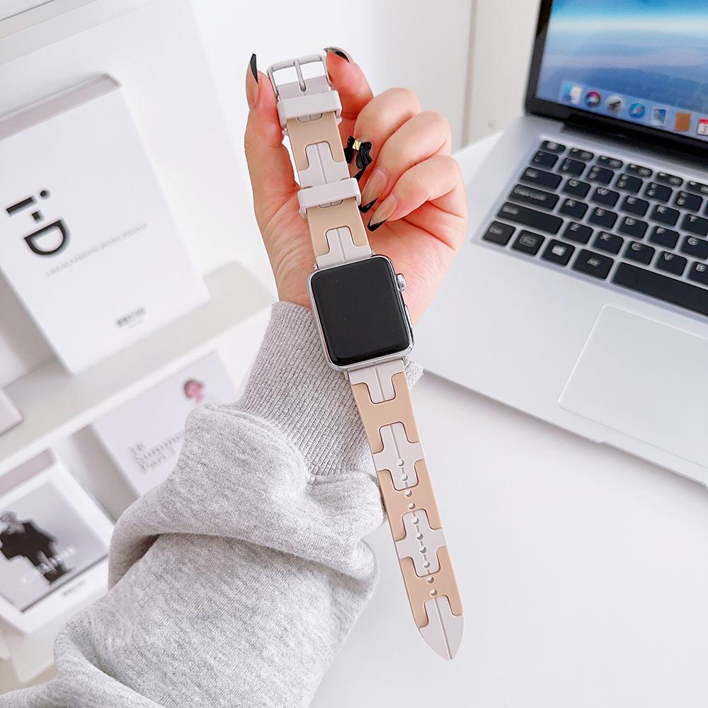 

For Apple Watch 10 46mm/Ultra 2/Ultra 49mm/9 8 7 45mm/SE (2023) SE (2022) SE 6 5 4 44mm/3 2 1 42mm Silicone Watch Band Pink/White