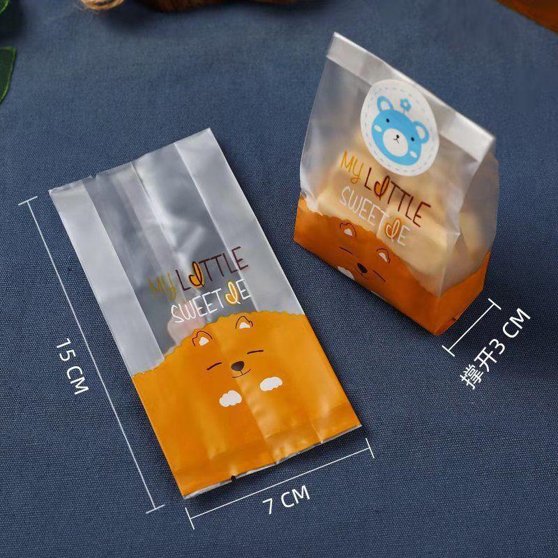 

Transparent Cookie and Snack Sealable Bags for Candy, Nougat, and Snowflake Cake