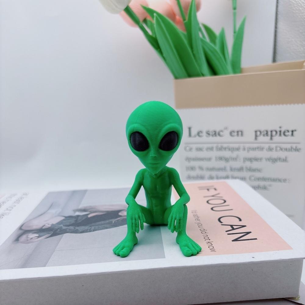 

Alien Statues, 3D Printed Fantasy Aliens, Fun and Humorous Space Decorations, Suitable for Indoor/outdoor Decoration зелений