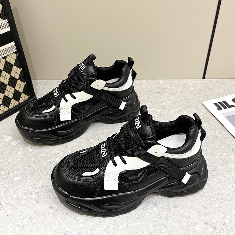 

Новые туфли Форреста Гампа маленького размера, повседневные дышащие студенческие туфли, модные универсальные спортивные маленькие белые туфли, толстая подошва, увеличение роста 40 чёрный