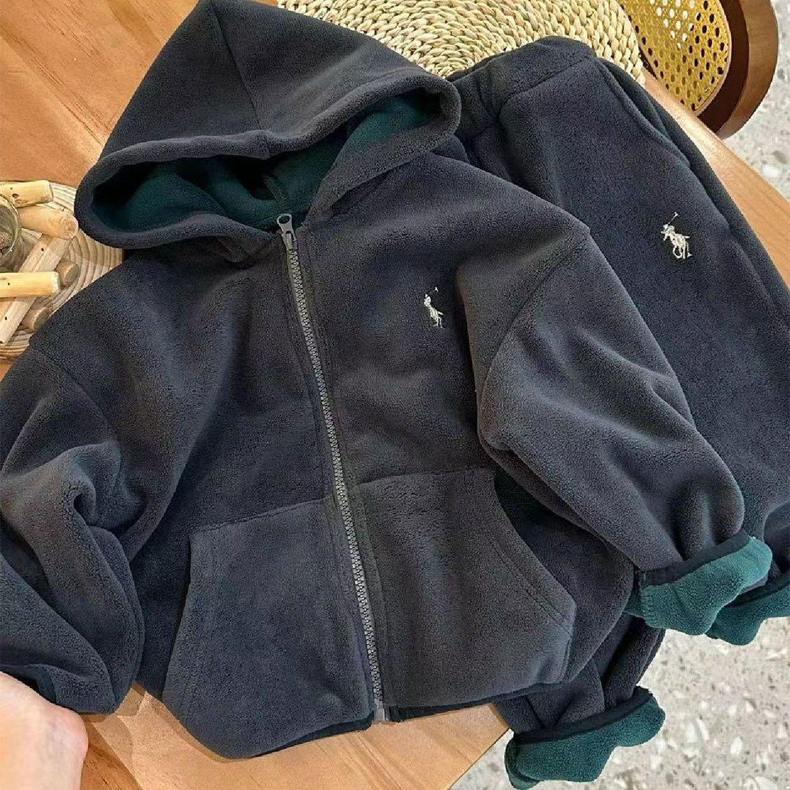 

2025 New Cozy Kids Fleece Jacket & Pants Set for Autumn/Winter 90 темно-сірий