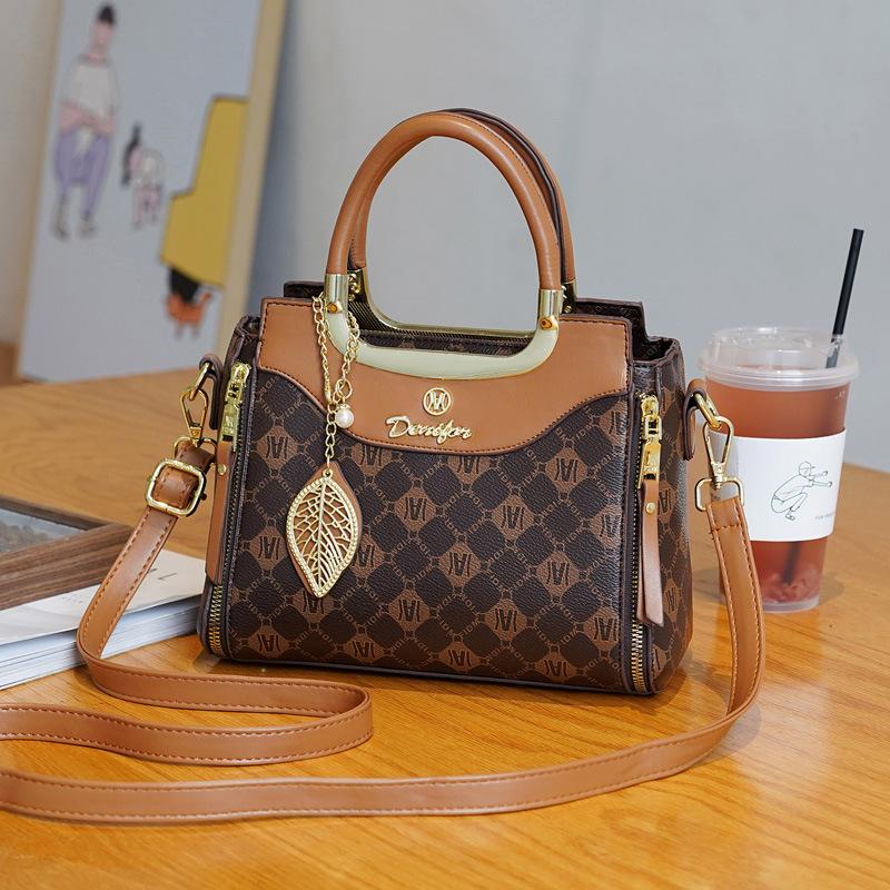 

Сумка женская сумка 2025 новая модная вместительная сумка-тоут универсальная на плечо кроссбоди pu маленькая квадратная сумка женская сумка