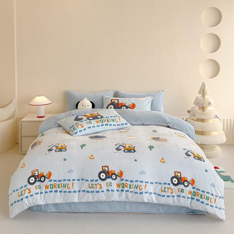 

Luxury Milk Fleece Flannel 4-Piece Bedding Set