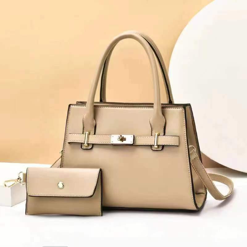 

Простой новый стиль темперамент с дамой среднего возраста теща сумочка высококлассная атмосфера кроссбоди сумка для мамы .