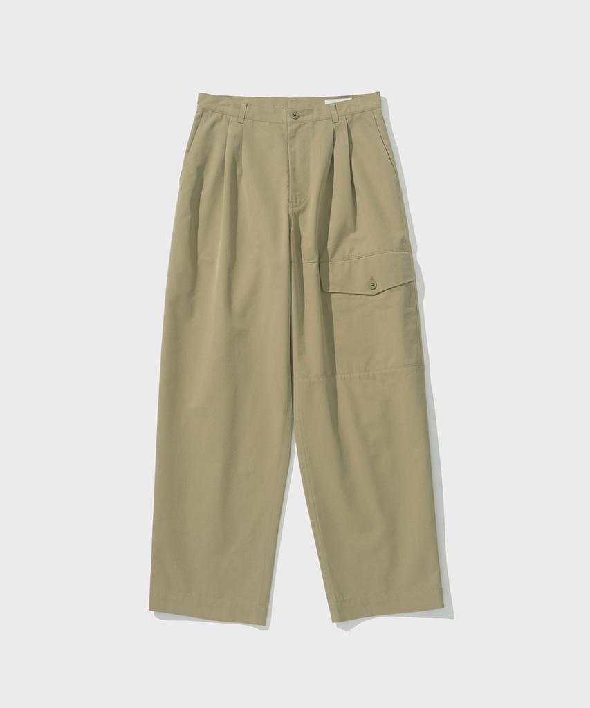 SHIRTER Double Pleats Big Pocket Pants (Beige)