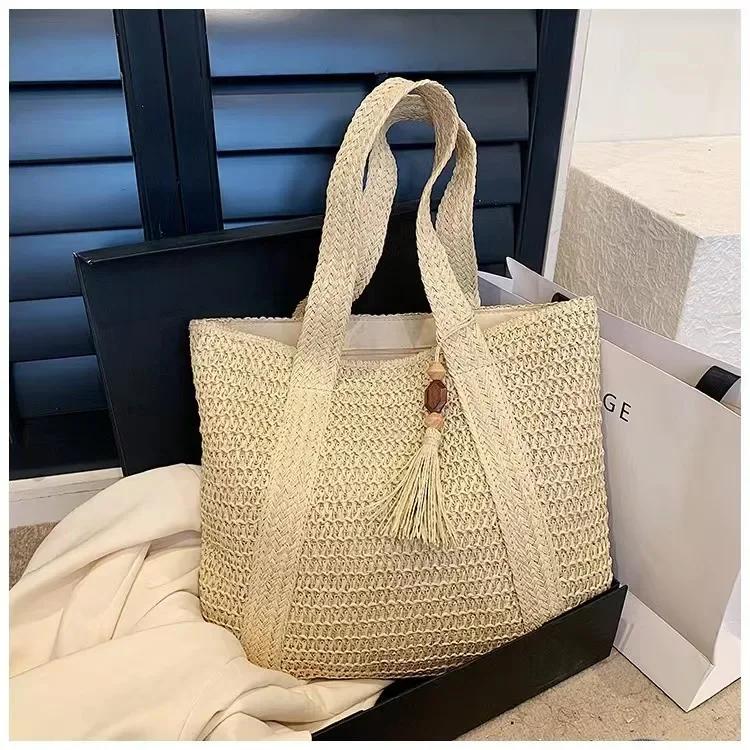 Fashion Straw Summer Large Capacity Tote Bag Women Shoulder Bag Handmade Woven Fresh Rural Handheld Grass Woven Women Bags