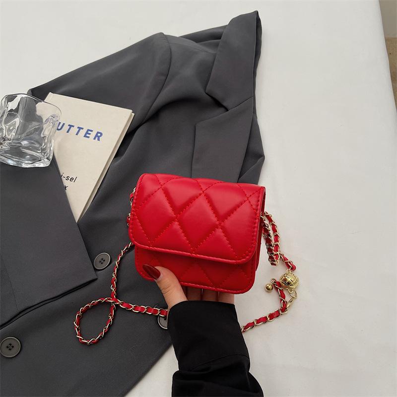 

Сумка-ромб жіноча нова модна високоякісна сумка на ланцюжку сумка-посланник через плече сумка для виходу сумка для поїздки червоний