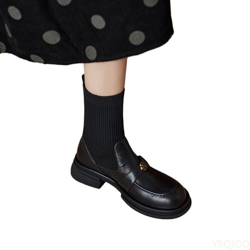 Women's Autumn Winter Round Toe Comfortable Thick Mid Heeled Short Boots Simple Daily Casual Versatile Women's Shoes