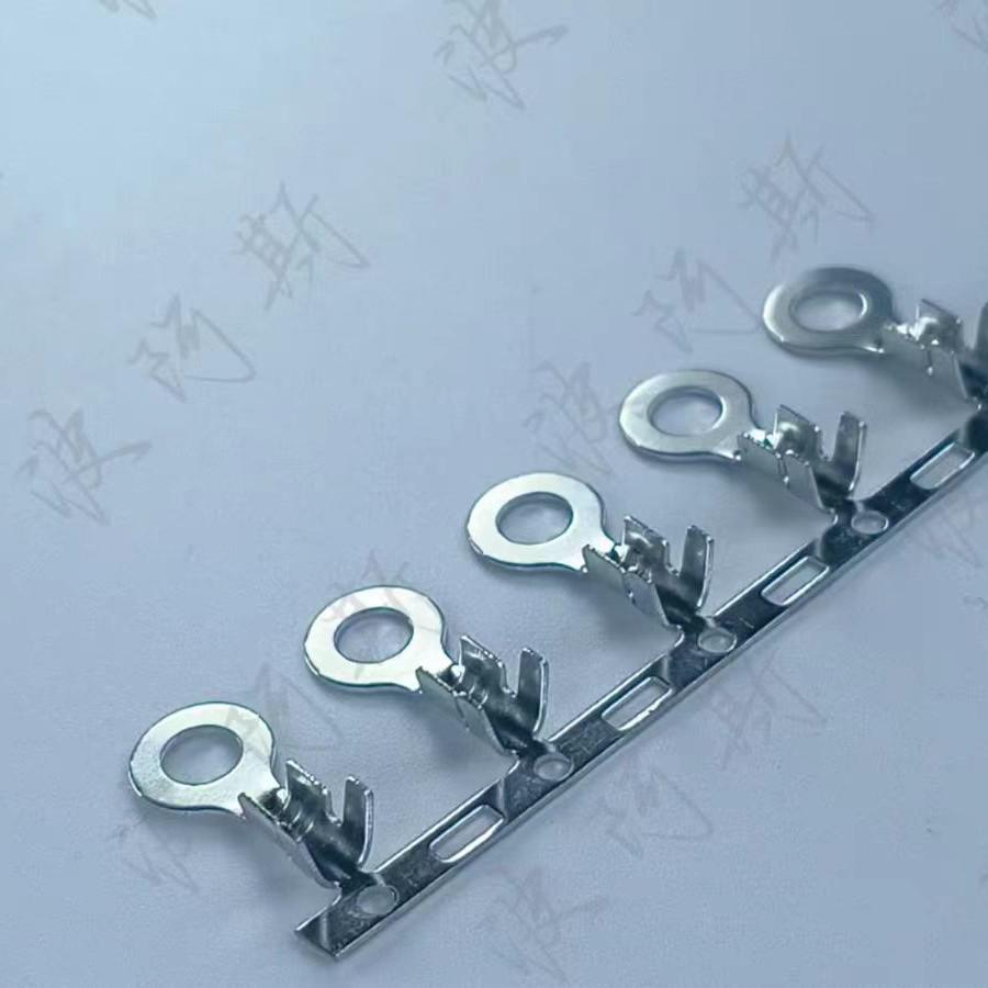 4.3 Terminal Lug: 8.0 OD, 0.5 Thickness, Horizontal Type B Circular Ground Ring Terminal, 4000/Roll.
