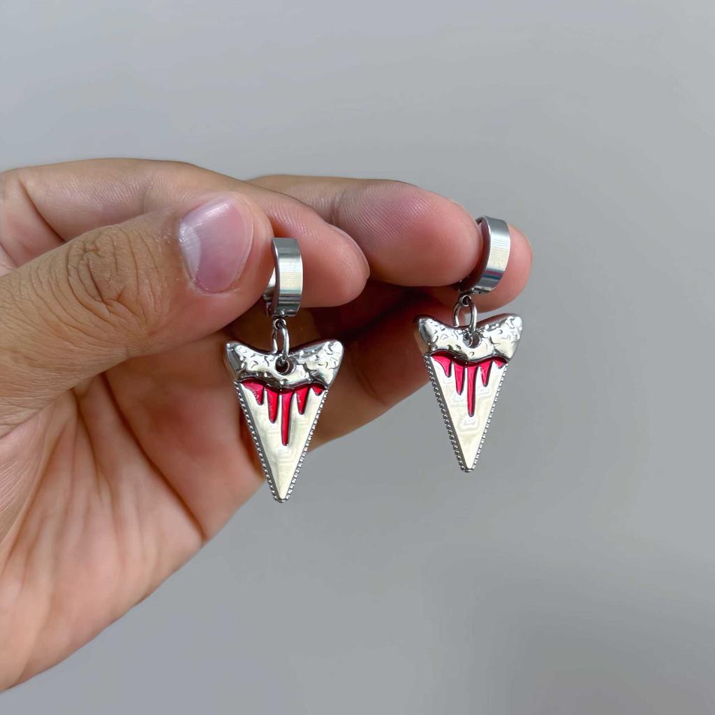 Hip-hop Personality Red Drip Glaze Sliver Color Shark Tooth Pendant Necklace Earrings for Women Men Punk Couples Jewelry Sets
