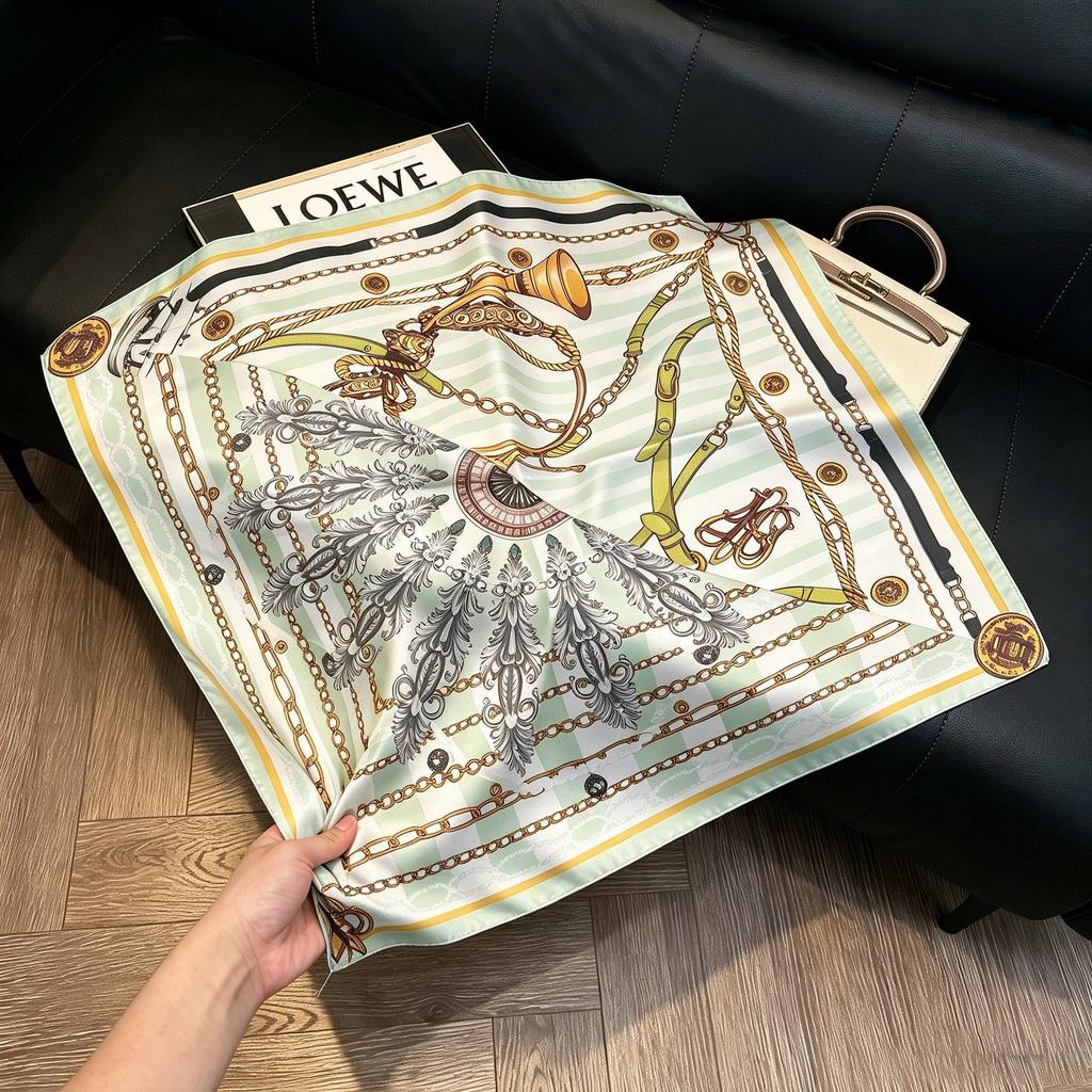 May Kaji Cashew Flower Square Scarf Retro Men's Silk Scarf Buckle British Style Scarf Men's Paisley Pattern Small Scarf Women