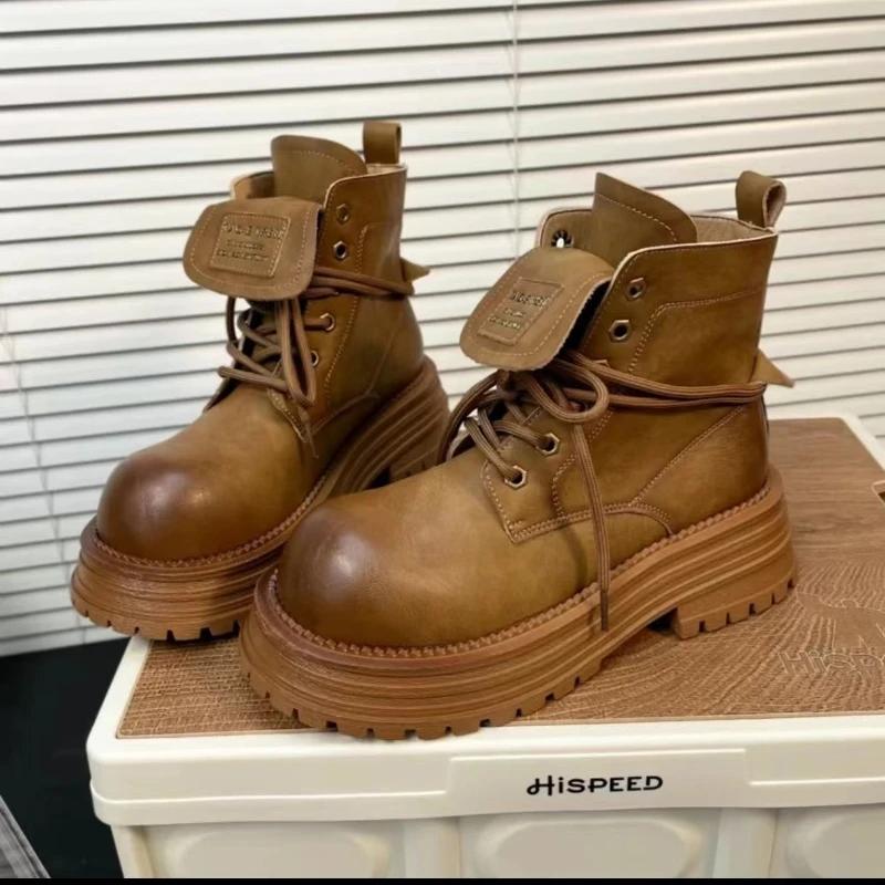 Fashion 2024 Winter Fashionable and Comfortable Women's Thick-soled Ankle-warming Lace-up Short Boots