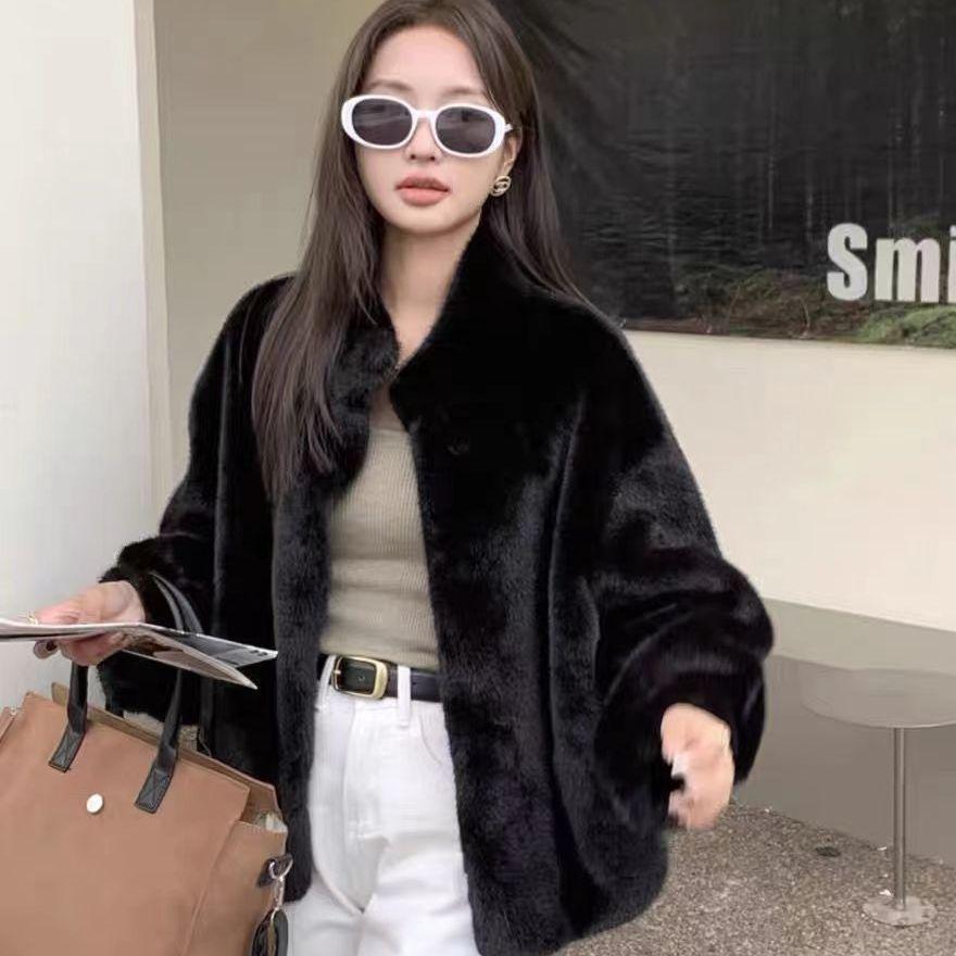 

Зимняя дочка ветер меховая куртка короткая имитация норки бархат свободный воротник-стойка меховая куртка женская легкая женская M recommends 111-62.5kg