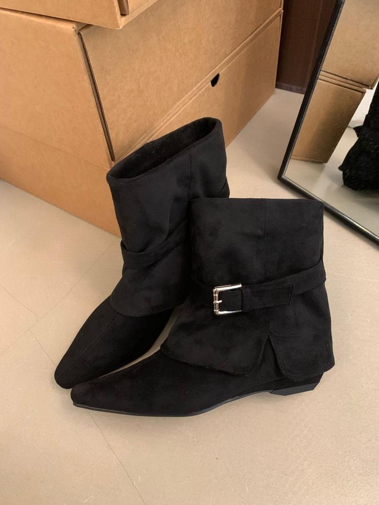 Fall 2025 new pointed toe thick heel mid-heel short pleated pile boots for women's wear with belt buckles and low-heeled boots