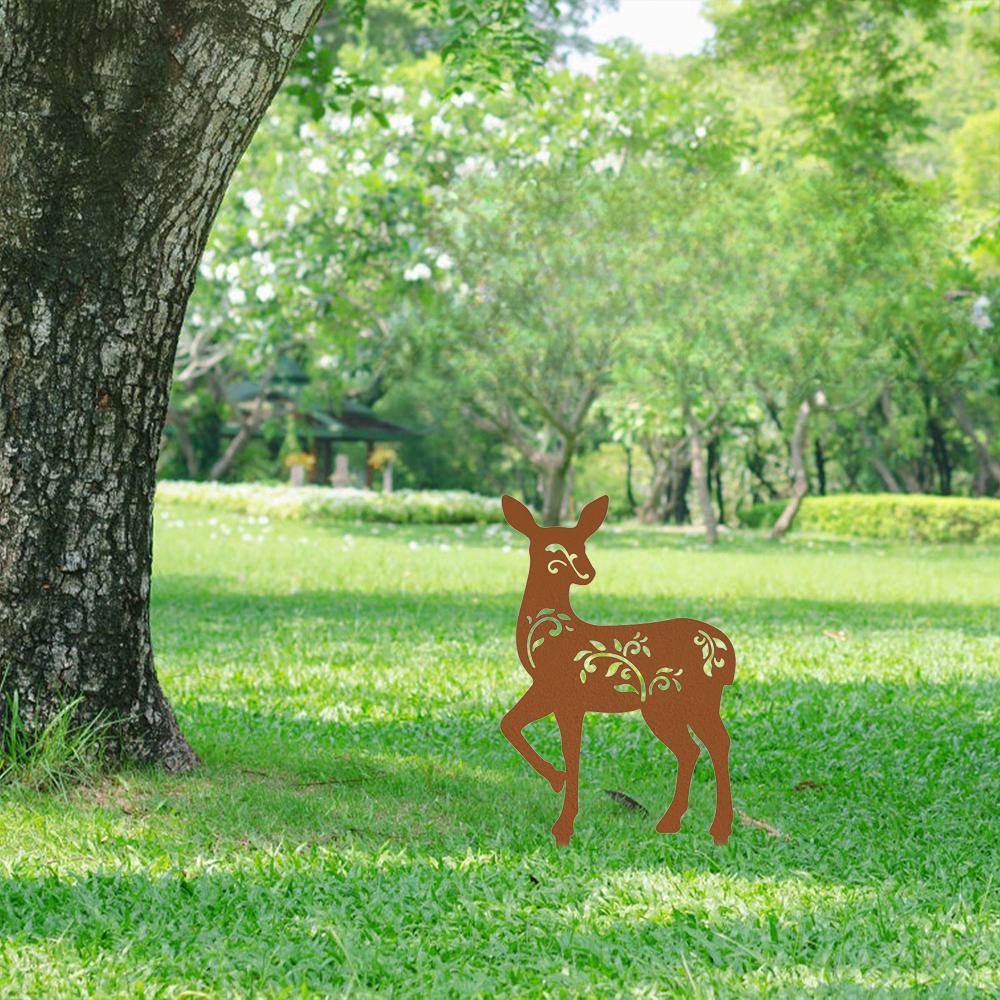 Wunderschöne Metall Hirsch Pflanzstab Statue Verwandeln Sie Ihre Terrasse mit dieser charmanten Statue Perfekt für Gartenpartys und Hausgartenkunst.