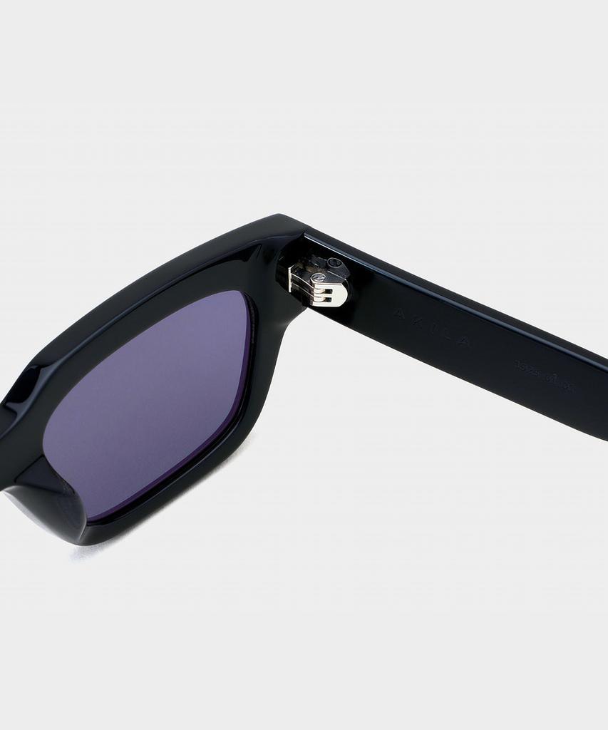 Akilla Zed 1925 01 01 Black (Black)
