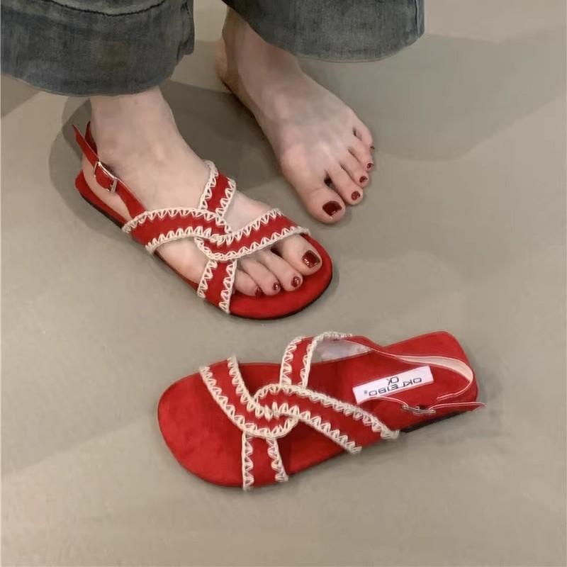 Spot 2025 summer new versatile one-word strap flat-soled retro platform sandals women's travel beach Roman shoes