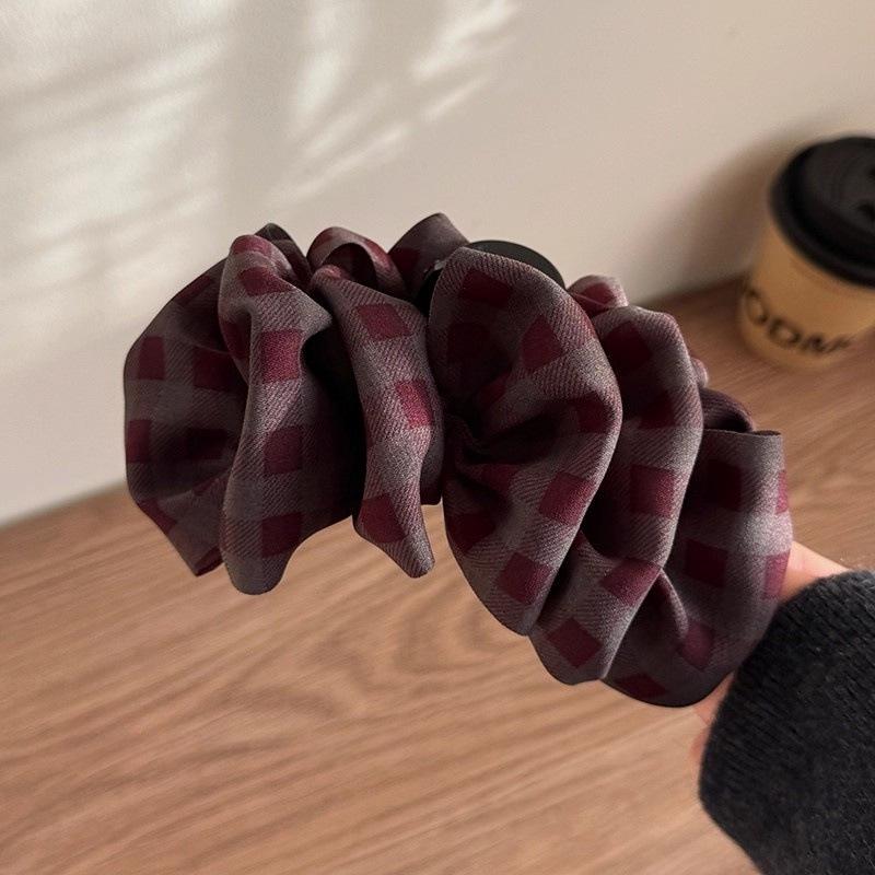 Elegant French Plaid Korean Style Claw Hair Clip - Versatile Bubble Design for Back of Head