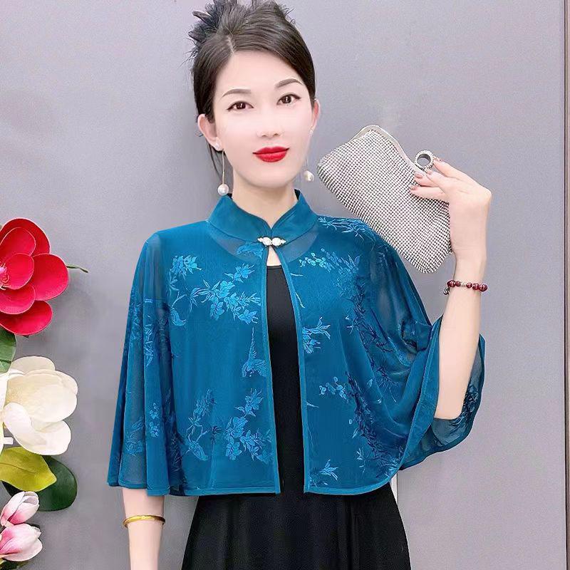 Sommerlicher Hohl-Qipao-Schal: Vielseitige Damen-Oberbekleidung & Camisole-Kleid mit Sonnenschutz und Stehkragen-Umhang