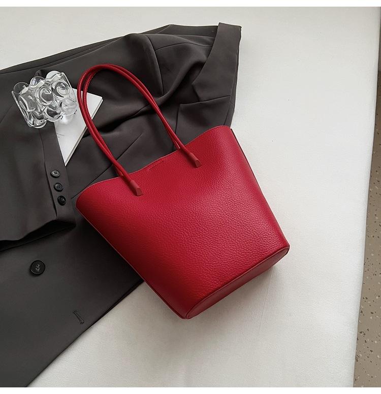 

Korean high-end texture complex fashion shoulder bucket bag women 2025 new Korean version versatile portable tote bag