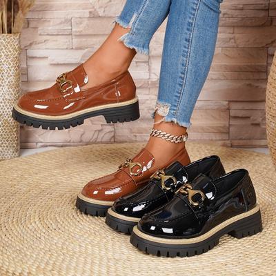 Sapatos Baixos de Plataforma com Corrente de Metal Vintage Outono 2025 Novos Muffin Tamanho Grande Estilo Britânico Sapatos Pequenos de Couro para Mulheres