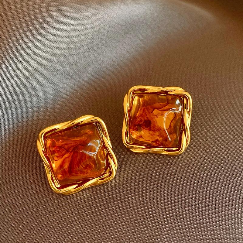 Silver Needle Geometric Irregular Resin Y2K Earrings - Retro Stud Ear Accessories for Women