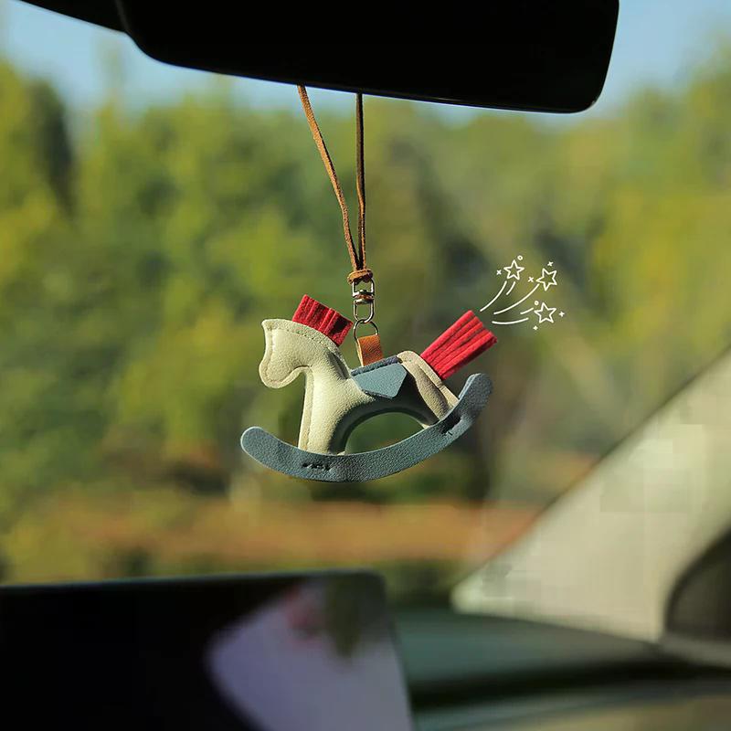 High-End Pony Car Pendant, Rearview Mirror Leather Interior Decor; Cute Vehicle Accessory