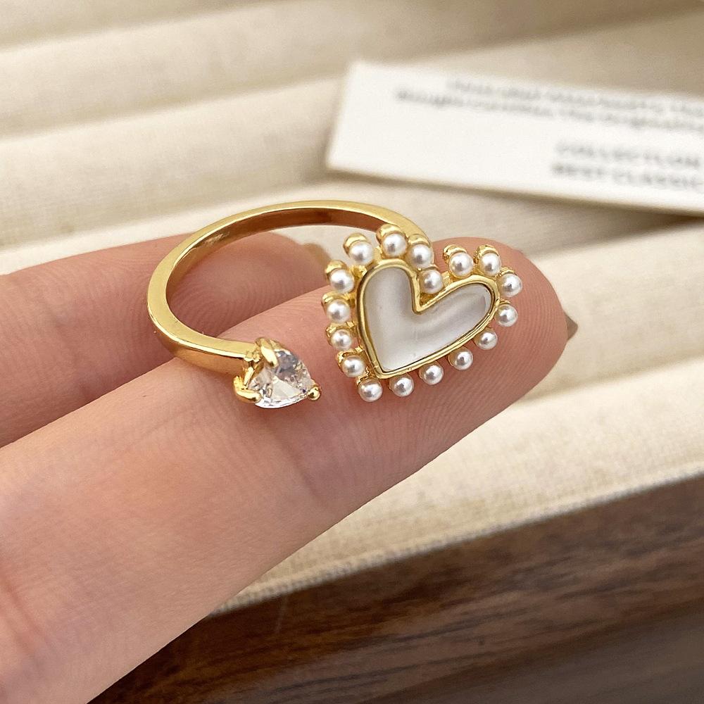 High-Grade Women s Light Luxury Gold-Plated Brass Ring Heart-Shaped Shell Zircon Exquisite Tail Design CJ July Birthstone