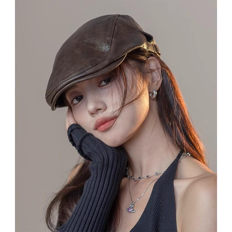 Hut Damen 2026 Neuer Modetrend Leder Hongkong-Stil Großer Kopfumfang Vorwärtskappe Retro Baskenmütze Zeigt Kleines Gesicht