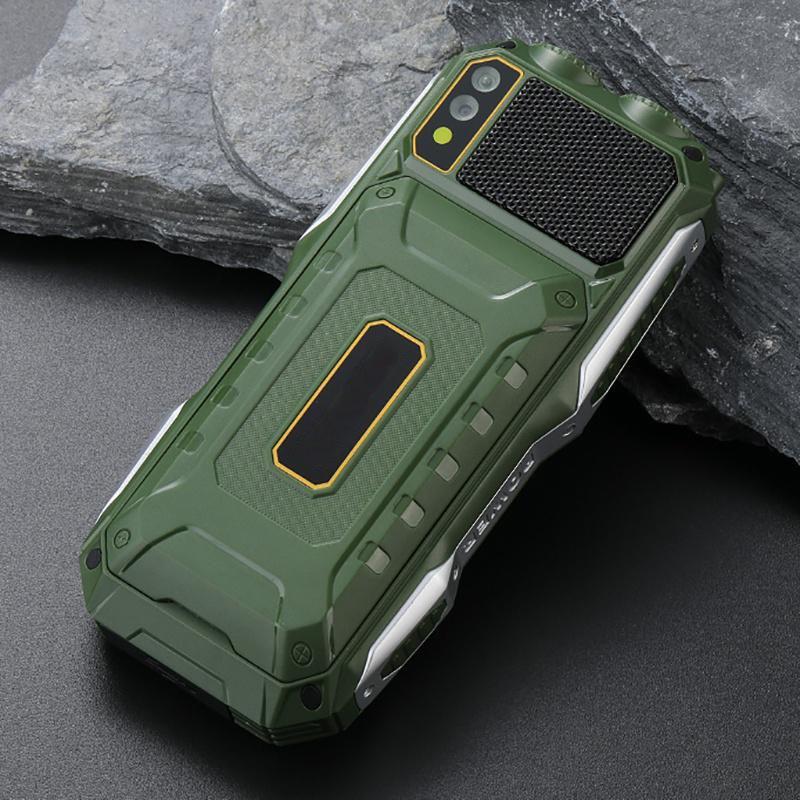 YEEMI Q8 2G GSM Rugged Phone Big Battery Dual Flashlight 2.4inches HD Screen Dual SIM Mobile Phone Large Button Cellphone