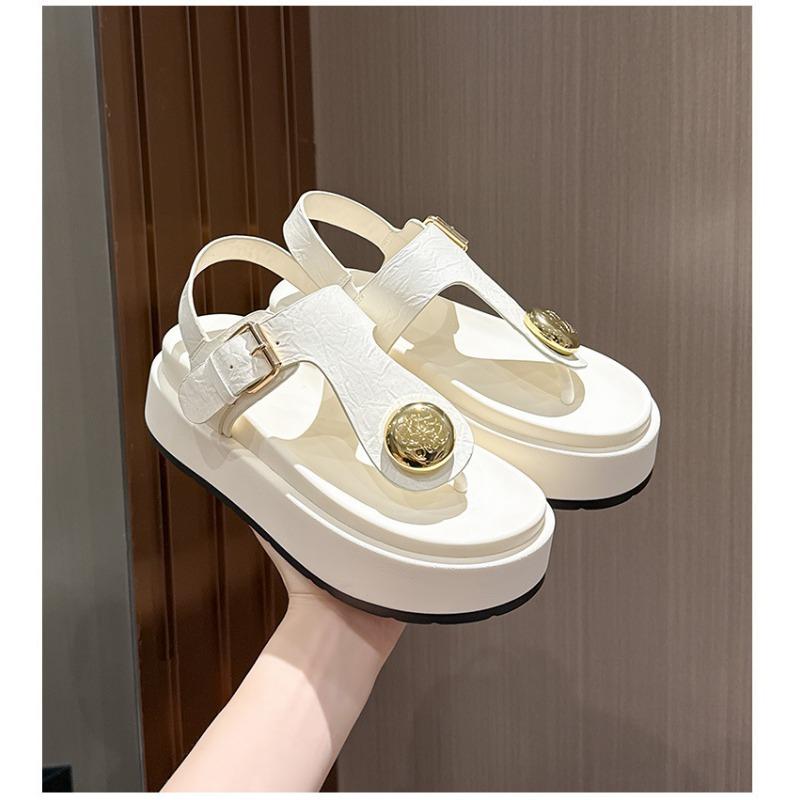 Muffin platform toe sandals women's summer new casual lightweight metal buckle fashion seaside vacation beach shoes