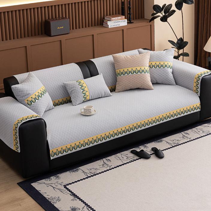 Modern Velvet Chenille Sofa Cushion Cover - Pet Friendly, All Seasons, Non-Slip Universal Sofa Cover, Suitable for Single To Four-Seater Sofas
