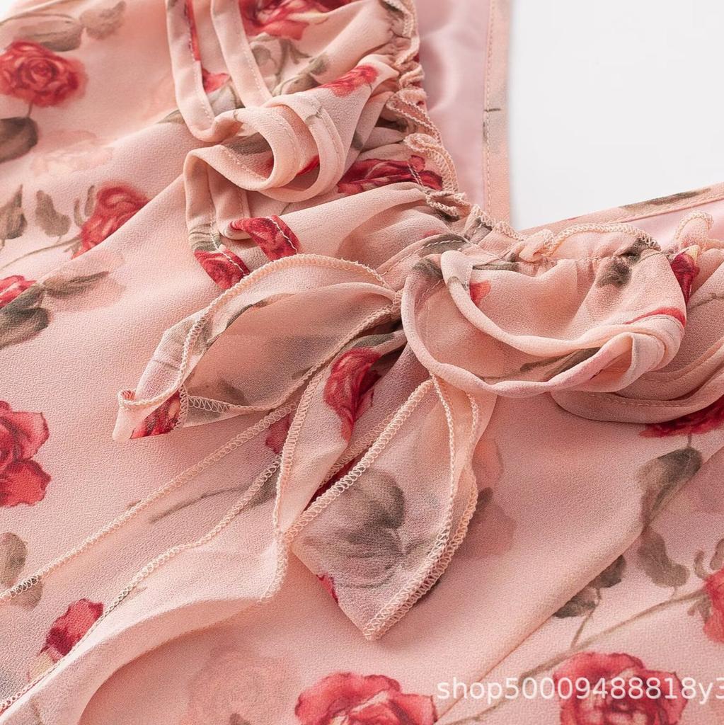 Niche French fresh slim slim V-neck ruffle edge dress women's summer temperament seaside vacation floral dress
