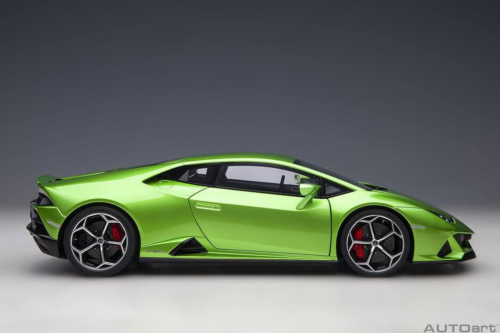 AUTOart Lamborghini Huracan EVO Pearl Green Finished Product 1/18