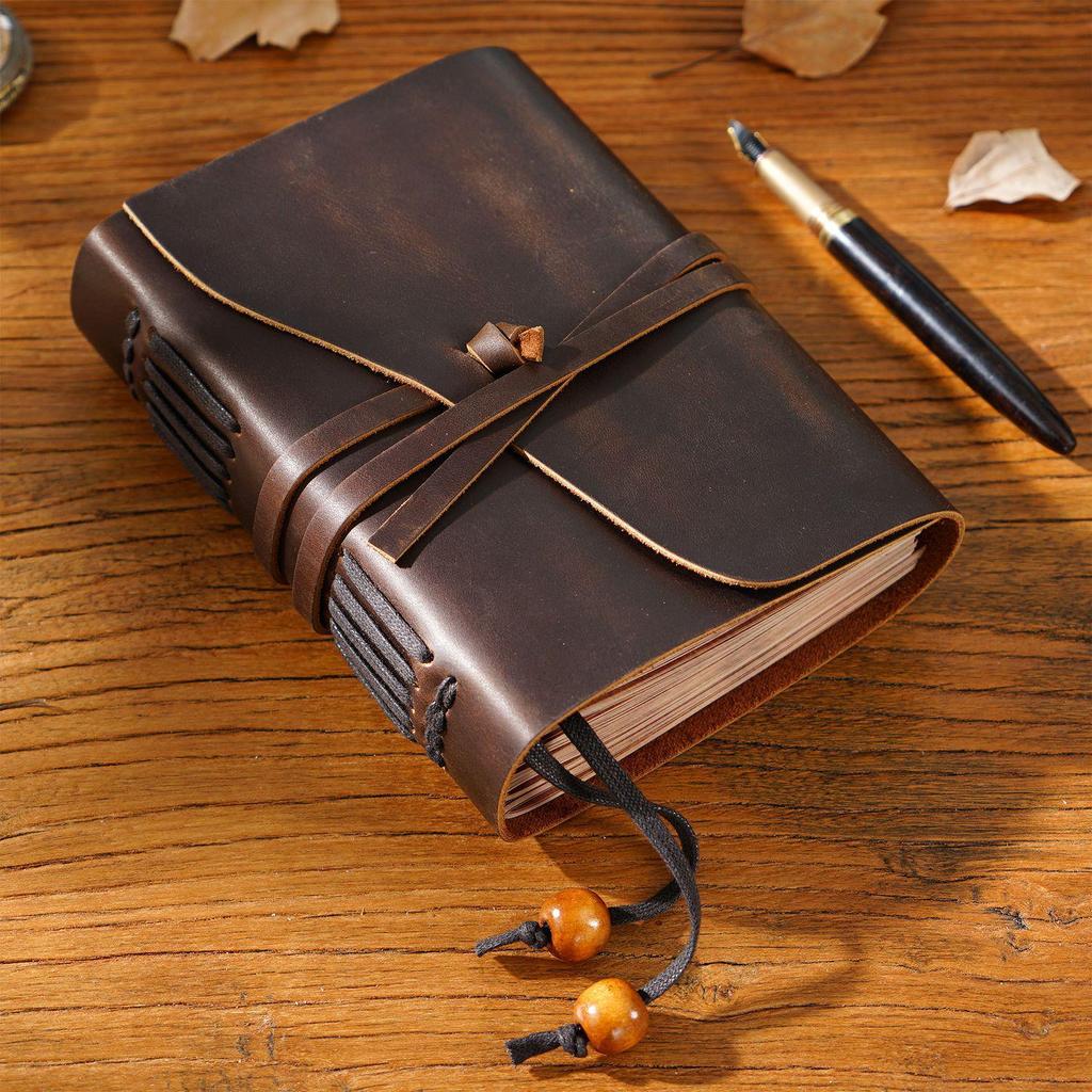 Genuine Leather Retro Traveler's Notebook: Handmade Loose-Leaf Diary with Cowhide in Vintage Style.