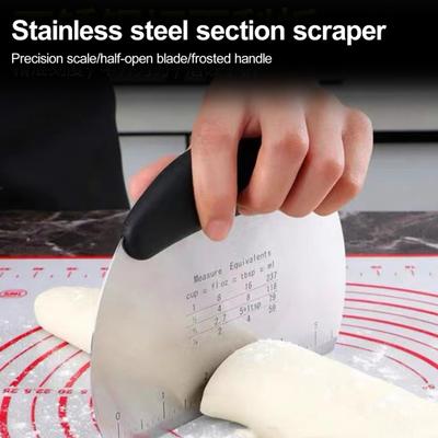 Vykrajovátka na těsto Nerezová stolní škrabka s protiskluzovou rukojetí ve dvoustupňovém provedení Nástroj pro domácí vykrajování těsta