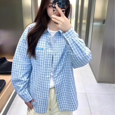 Ένα Μοναδικό Καρό Πουκάμισο για Γυναίκες με Αντηλιακή Προστασία, Ένα Λεπτό και Φαρδύ Μοντέρνο Πουκάμισο για Άνοιξη και Καλοκαίρι με Μακριά Μανίκια