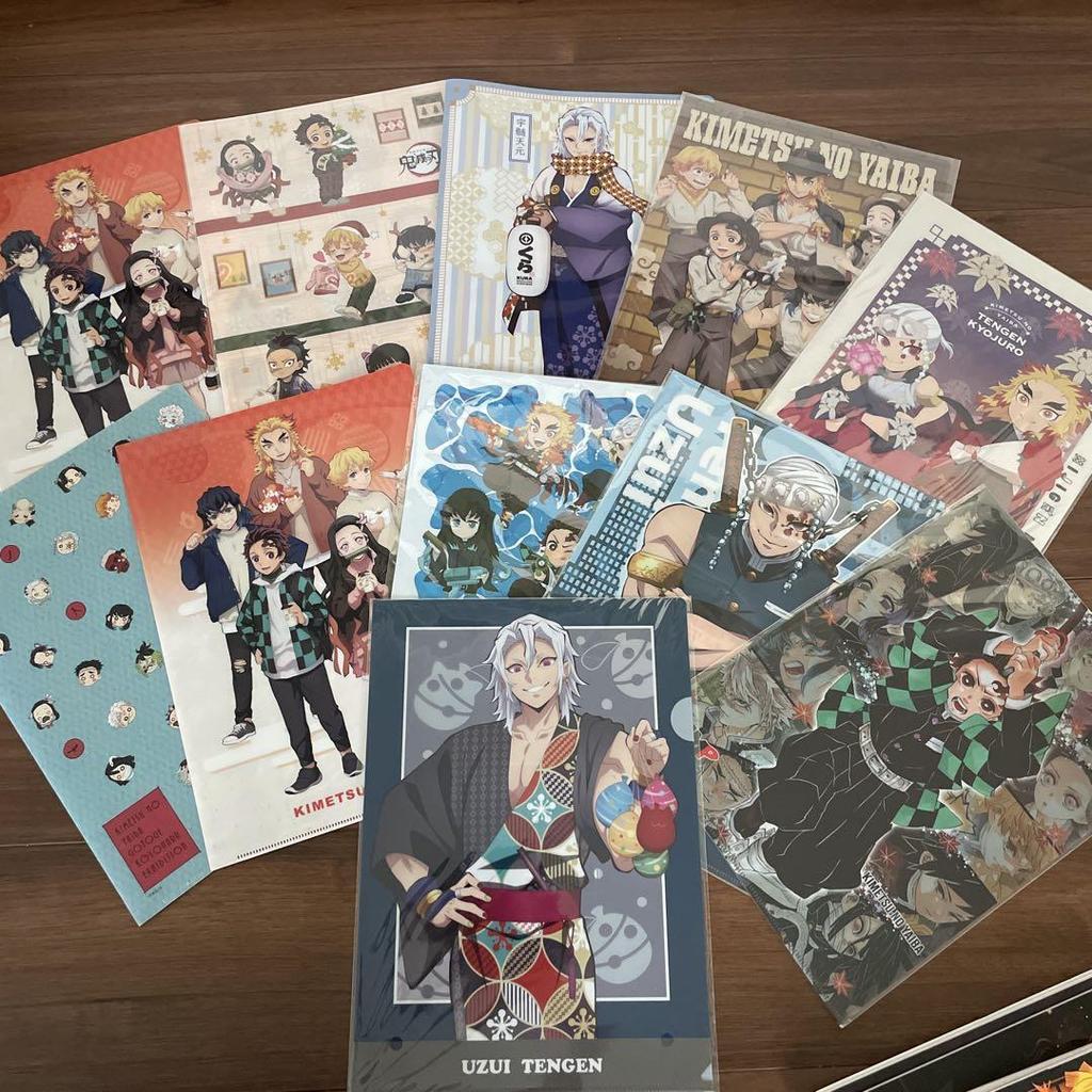 [USED] Demon Slayer: Kimetsu no Yaiba Goods Set
