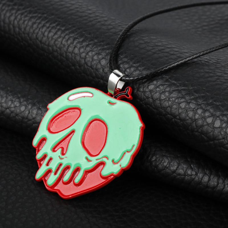Halloween Horror Apple Pendant Necklace With Alloy Material For Costume Wear And Gift
