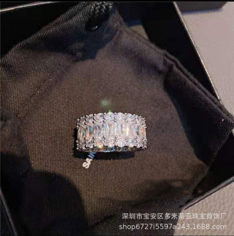 Three-color Fashion Personality Exaggerated Design Ring Female Tide Dance Ring Niche T Square Diamond Colored Zircon