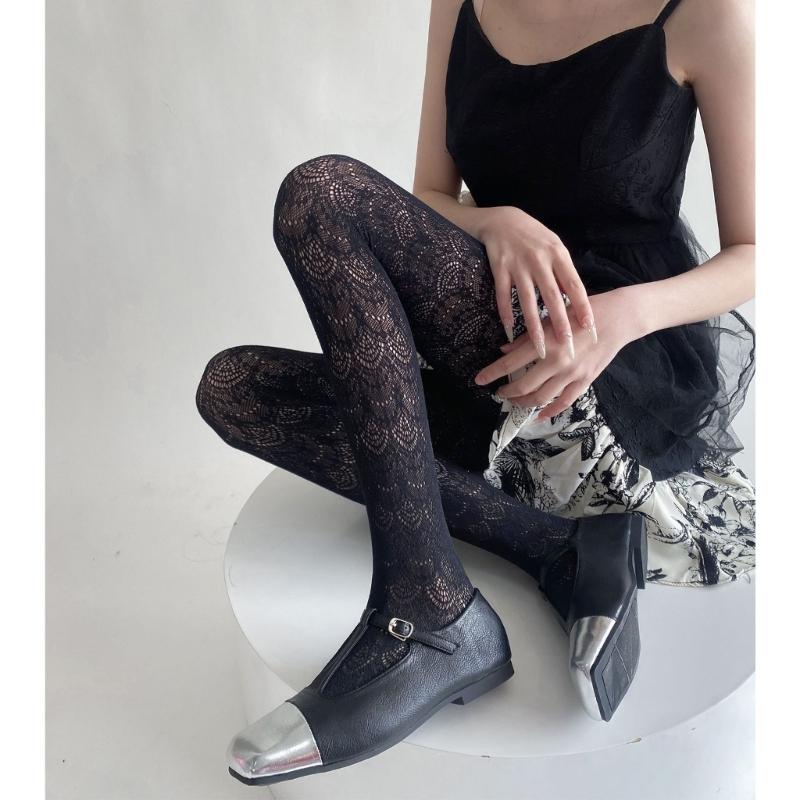 Women Elegant Hollowed Out Lace Solid Pantyhose Stockings Japanese Style Vintage Flower Jacquard Mesh Tights Leggings